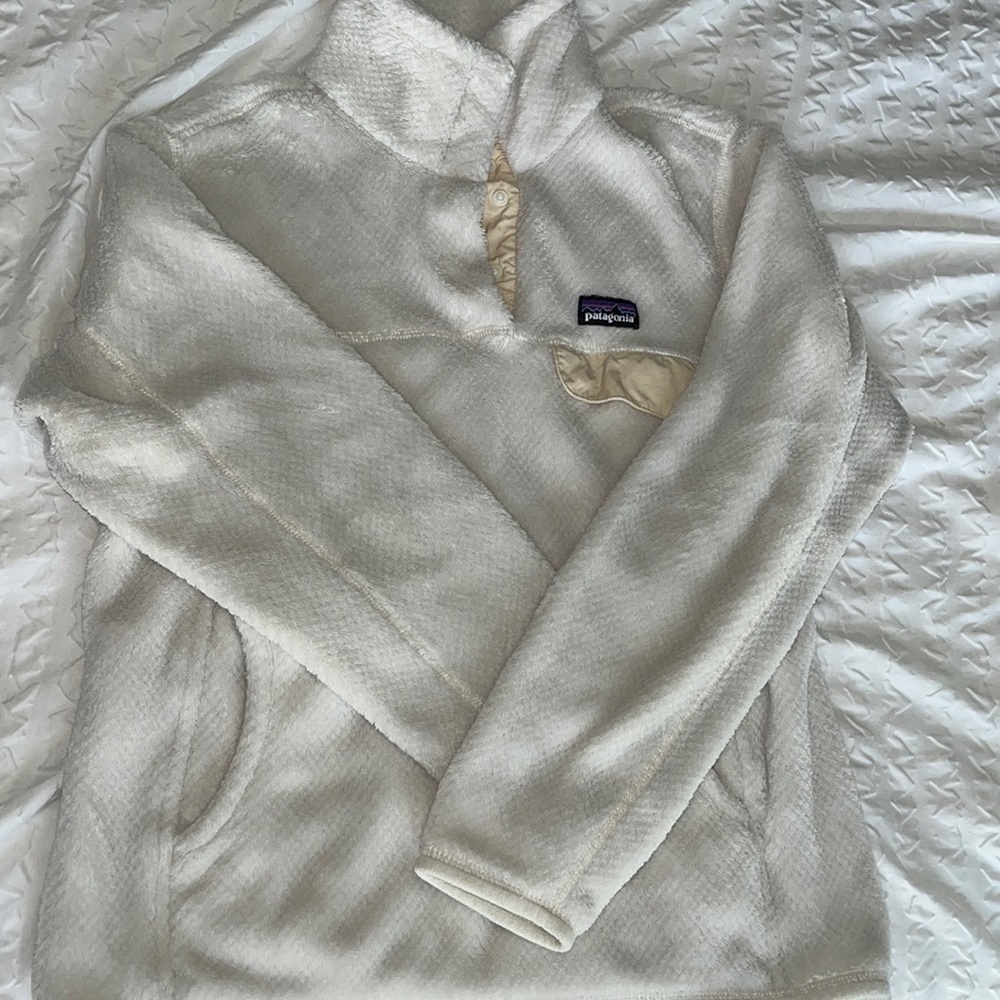 Patagonia fleece sweater